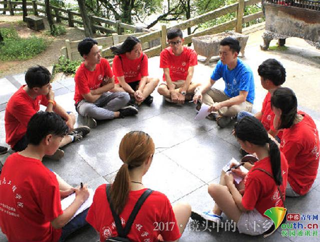 beat365唯一官网志愿者探访老街 为灾后修复建言献策
